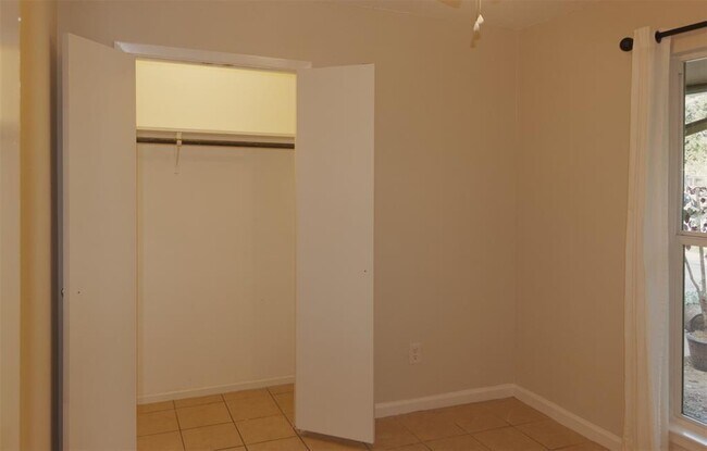 Building Photo - 5308 Peppertree Pkwy