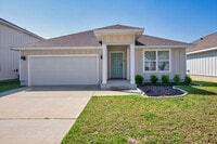 Building Photo - 3463 Fallschase Blvd