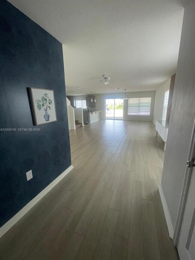 Building Photo - 594 Preserve Pointe Blvd