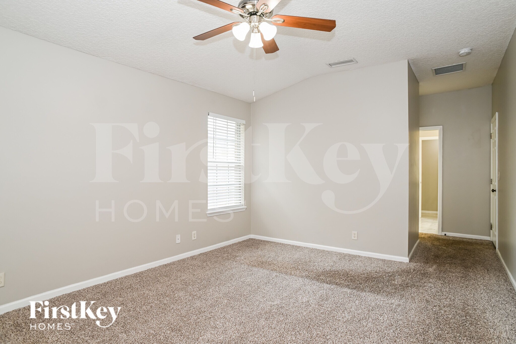 Building Photo - 2352 Chartley Ln S