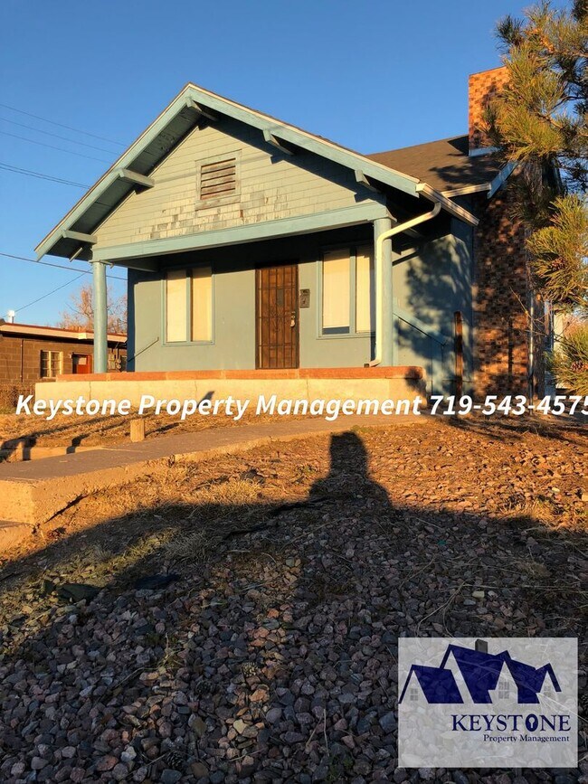 Building Photo - 906 N Glendale Ave