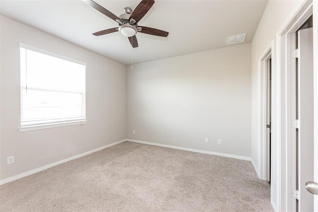Building Photo - 3007 Orchid Ranch Dr