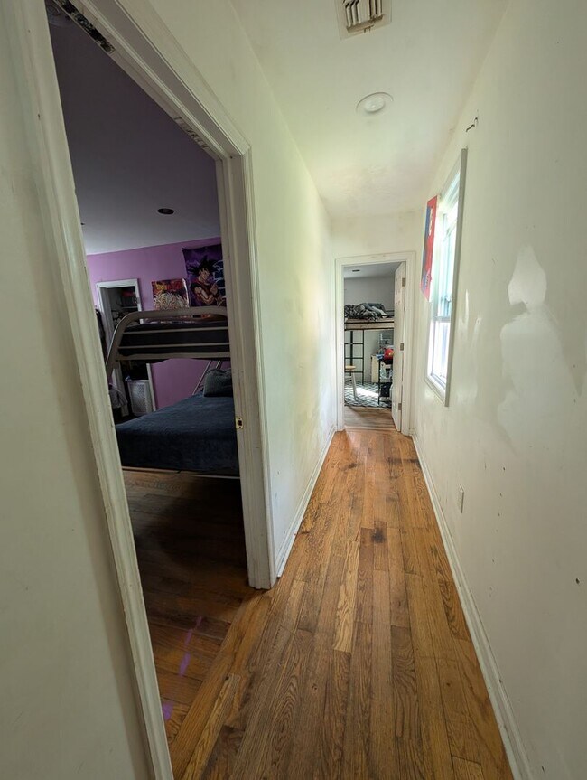 Building Photo - 1418 Mattison Ave