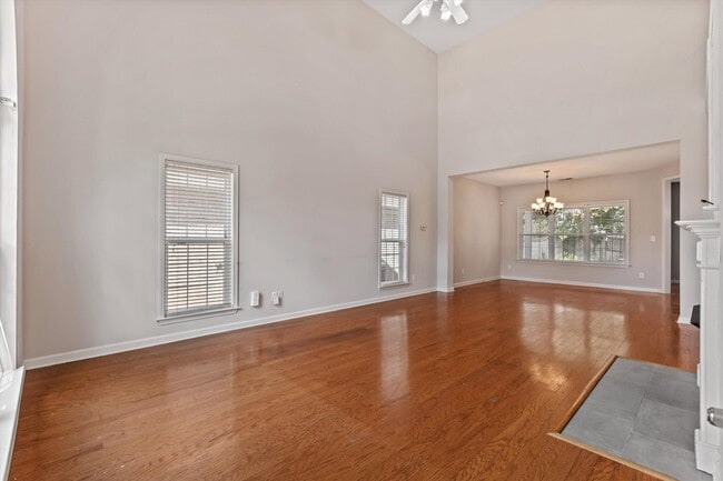 Building Photo - 10492 Ashfarm Way