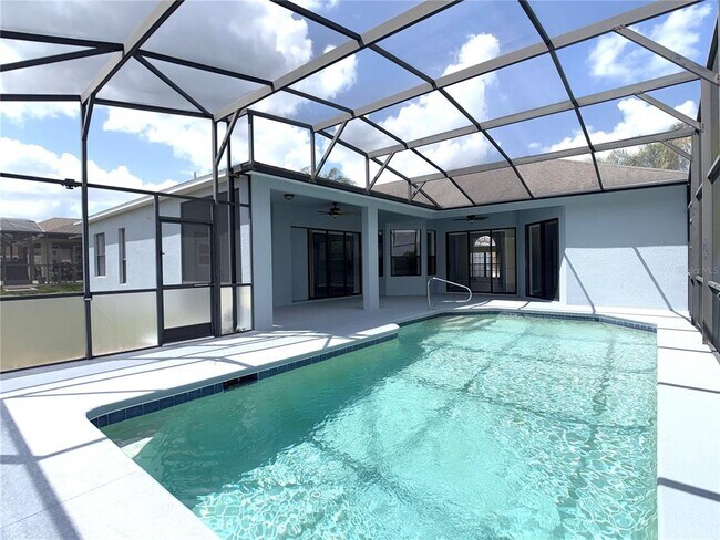 Building Photo - 448 Coventry Rd