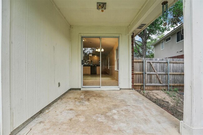 Building Photo - 11201 Canterbury Tales Ln