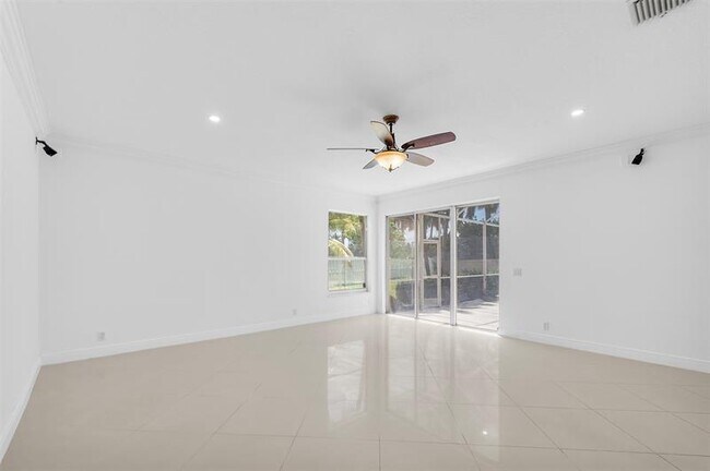 Building Photo - 13702 NW 10th Ct
