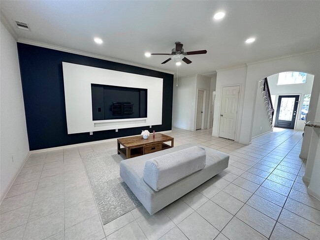 Building Photo - 3206 Balch Springs Ln