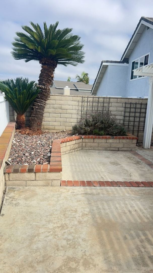 Building Photo - OCEAN VIEW Home in the gated Community of ...