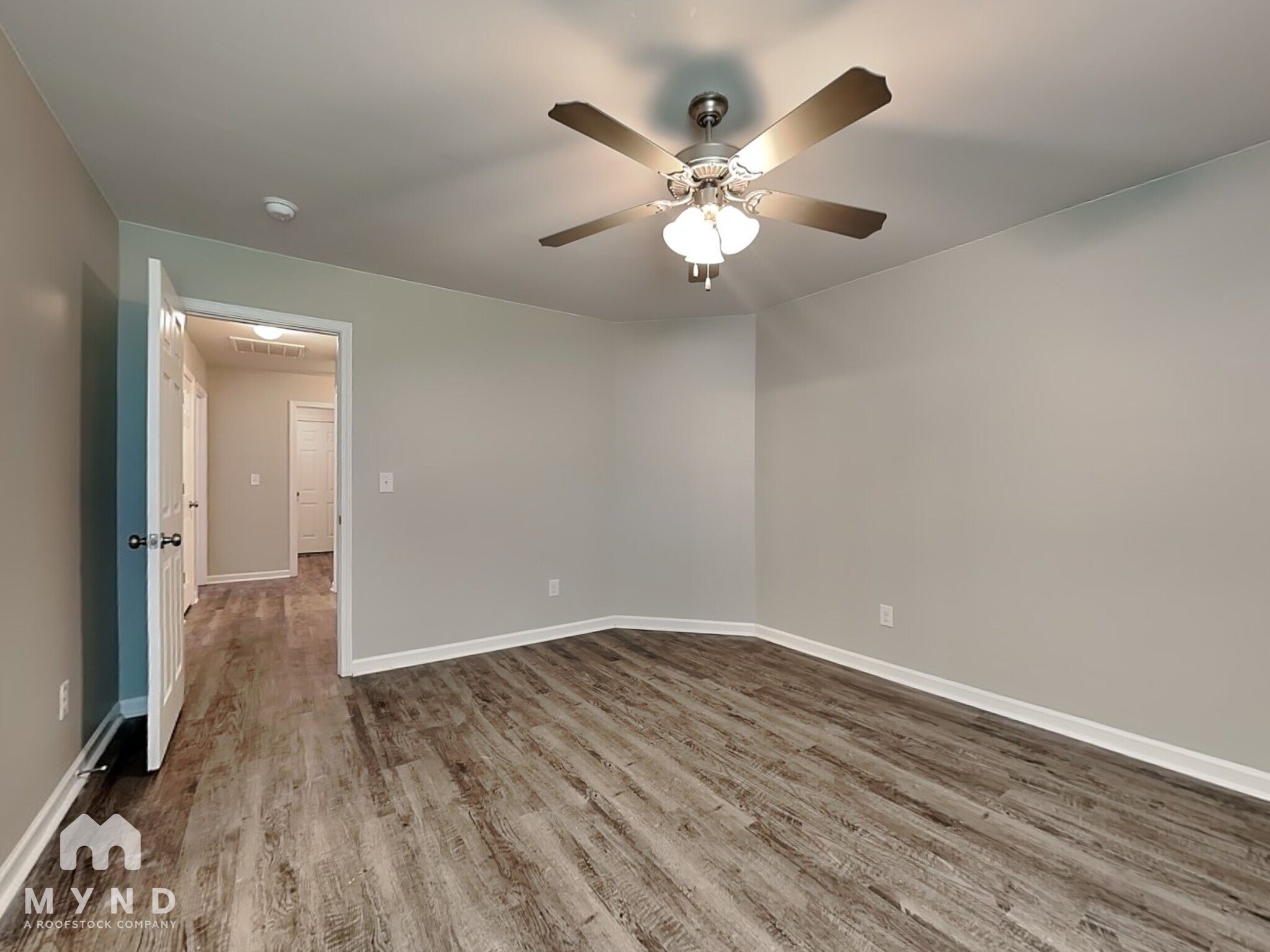 Building Photo - 816 The Heights Ln