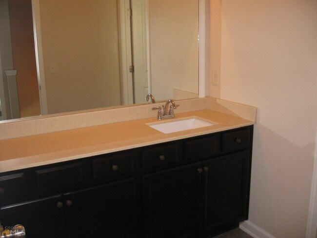 Building Photo - 4955 Ducote Trail