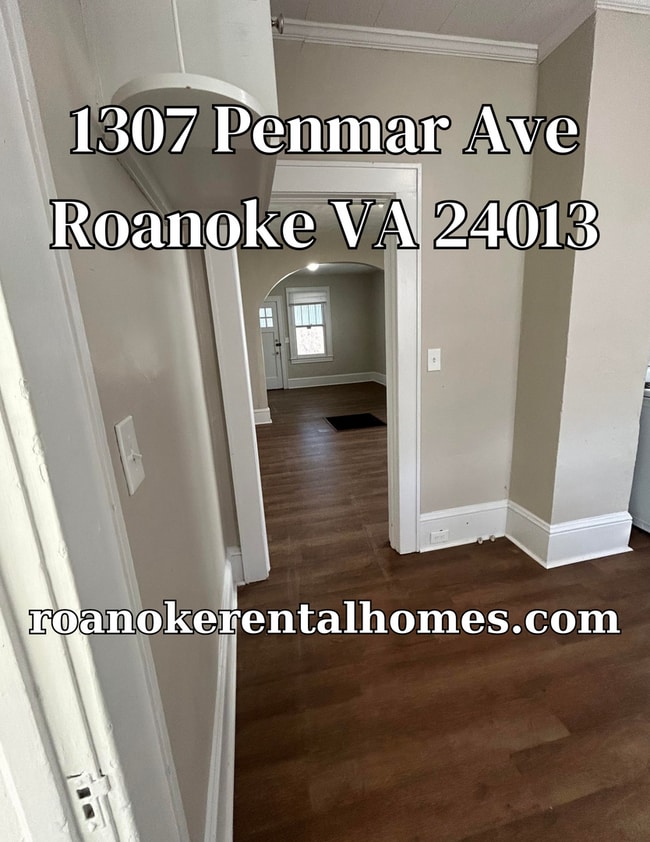 Building Photo - 1307 Penmar Ave SE