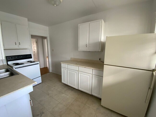 Building Photo - 505 East Rollins St