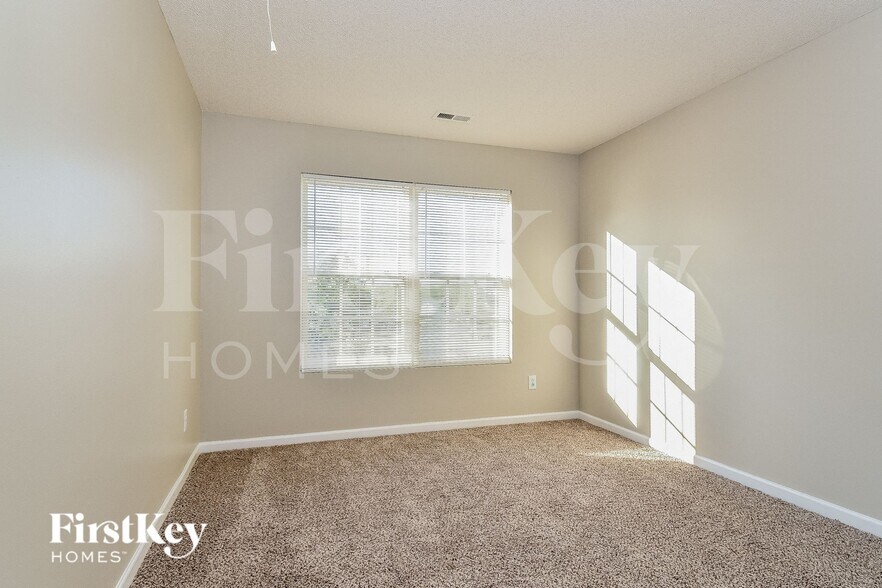 Building Photo - 3531 Long Run Dr