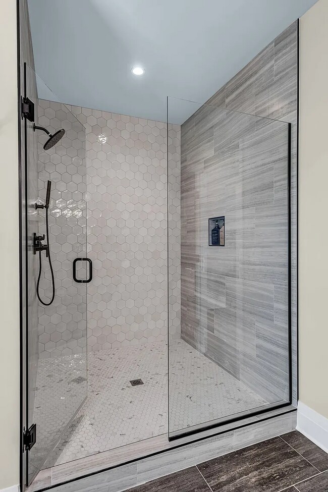 Building Photo - 1110 Noble Lp