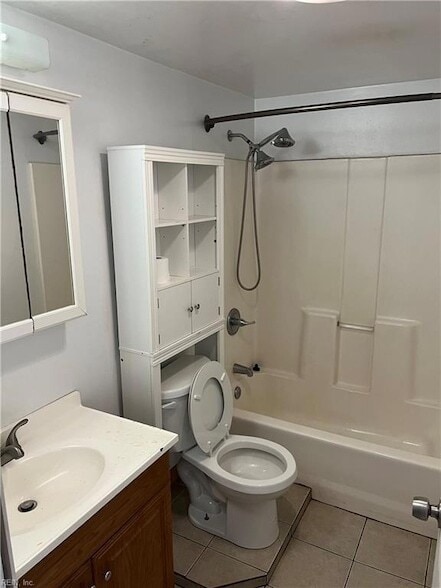 Building Photo - 360 Staten St