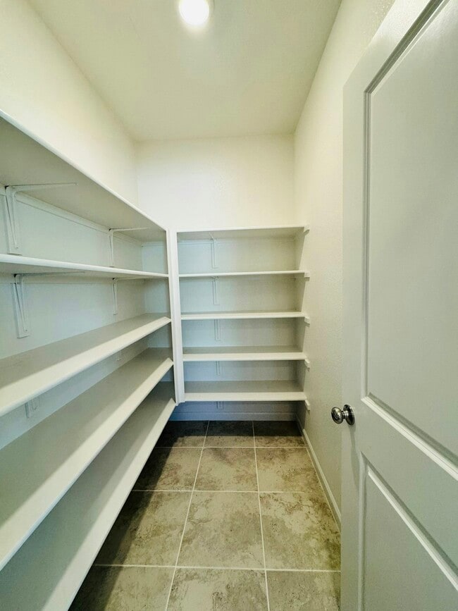 Building Photo - 5348 Knights Valley Ln
