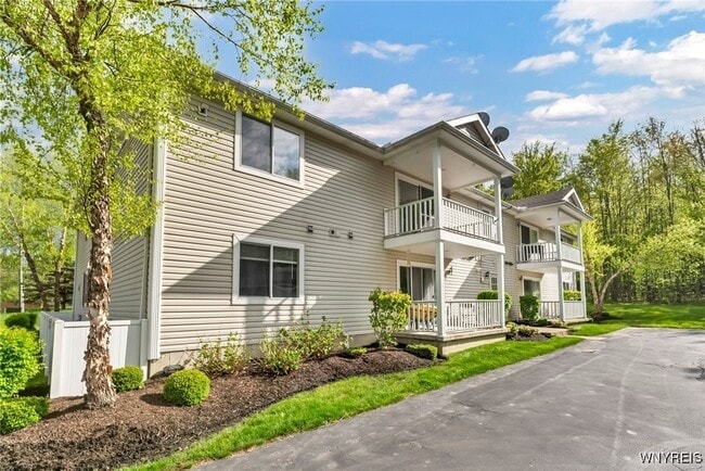 Building Photo - 6630 Erie Rd