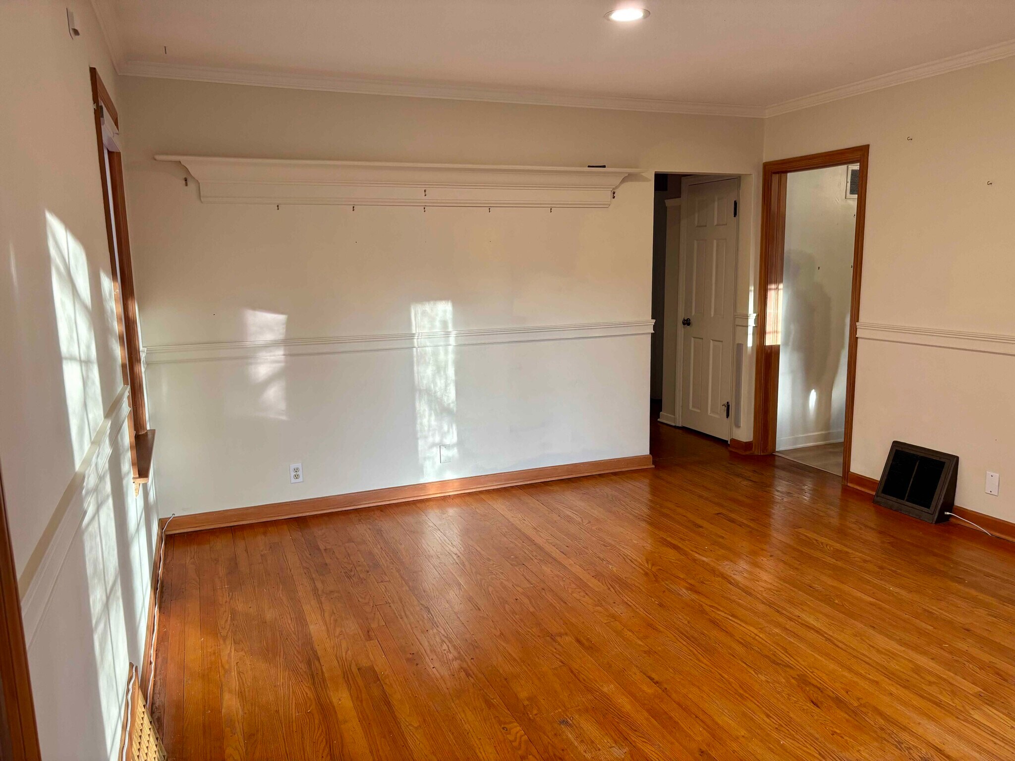 Living Room 1 - 3276 S Lenox St