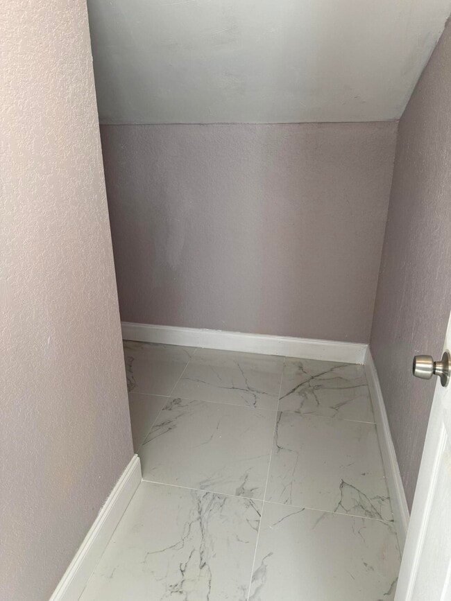 Building Photo - 9831 NW 24th St