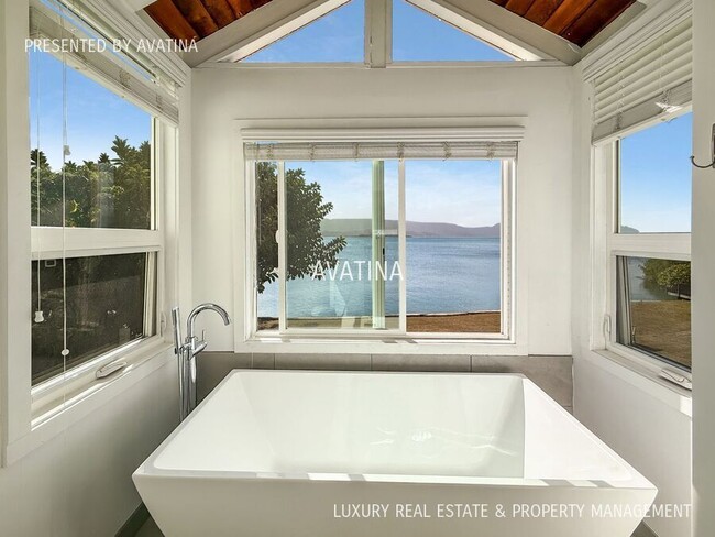 Building Photo - 44-327 Kaneohe Bay Dr-