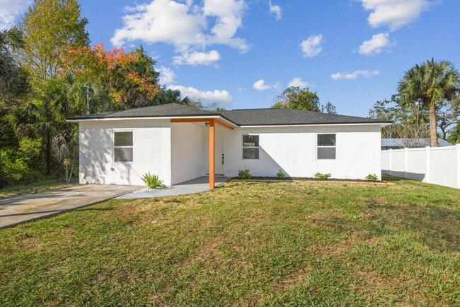 Building Photo - 16107 Sea Pines Dr