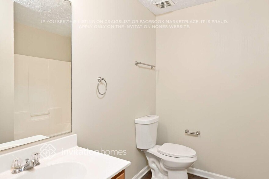 Building Photo - 2959 Meadow Point Dr