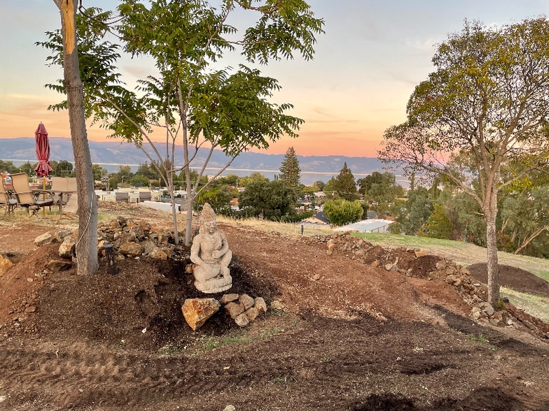 Building Photo - 300 Grace Ln