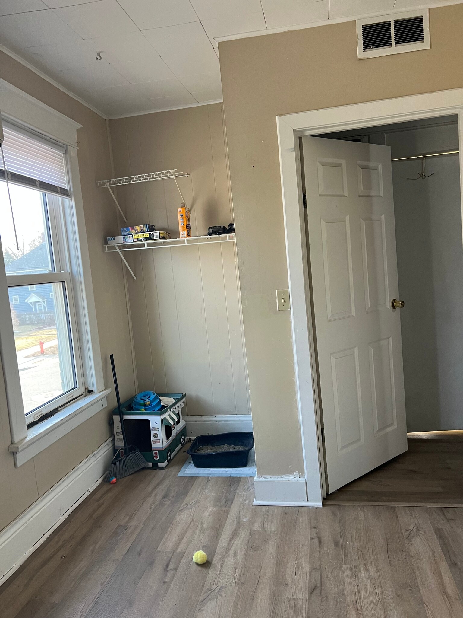 Building Photo - 401 Olmstead St