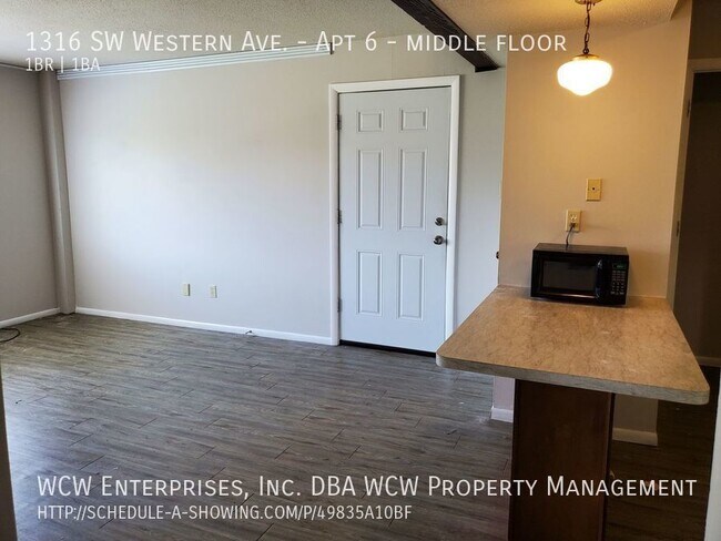 Building Photo - 1316 SW Western Ave