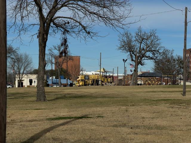 Building Photo - 428 W Morgan St