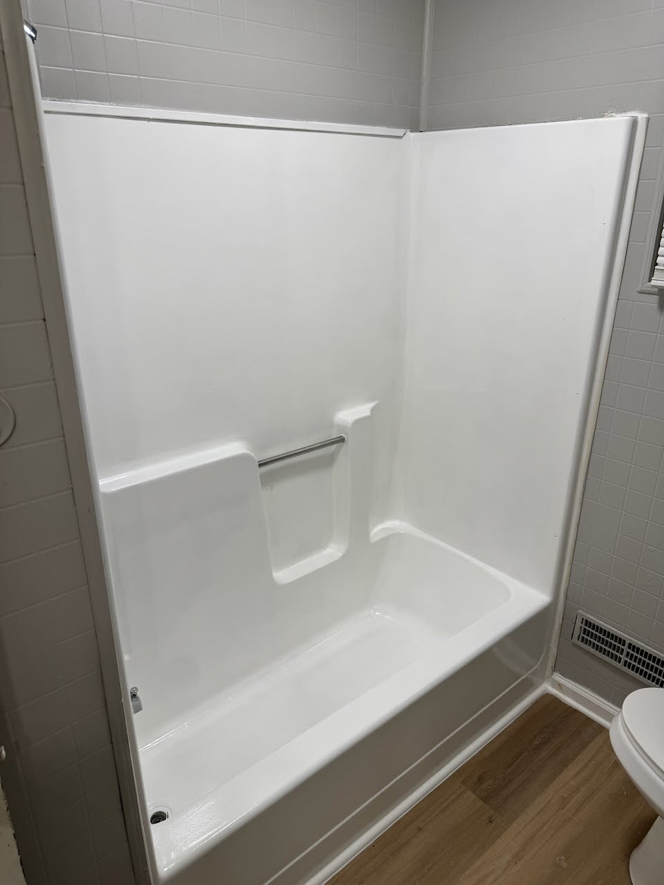 Building Photo - 7601 E 108th St