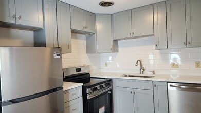 Building Photo - 1323 Worcester Rd