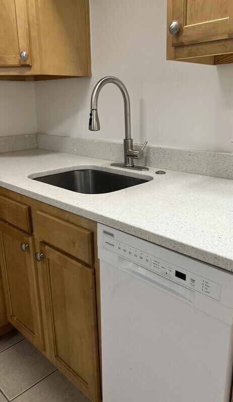 Building Photo - 1269 Simms Pl NE