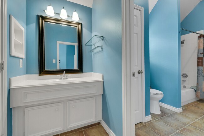 Building Photo - 7619 Limber Bough Dr