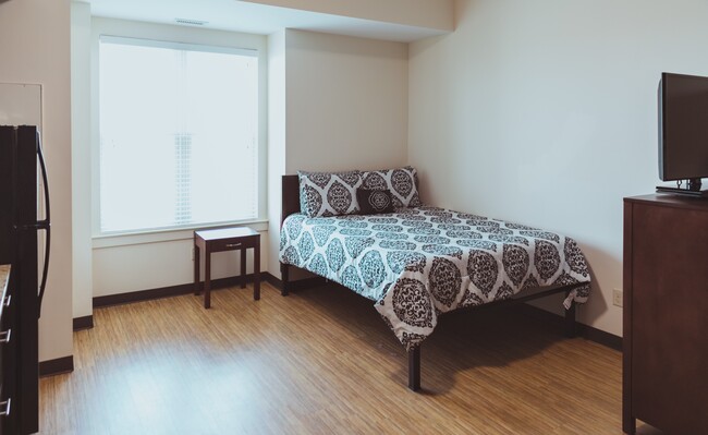 Bedroom - Skyler Commons