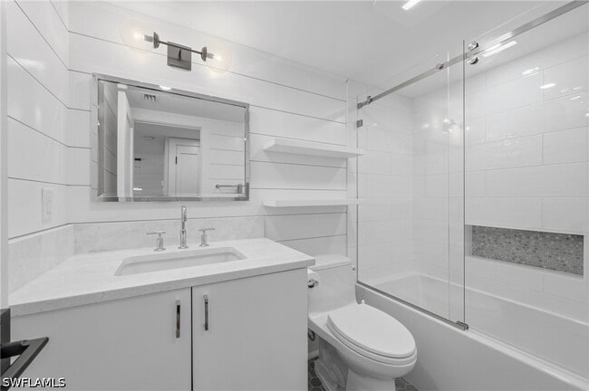 Building Photo - 6080 Pelican Bay Blvd