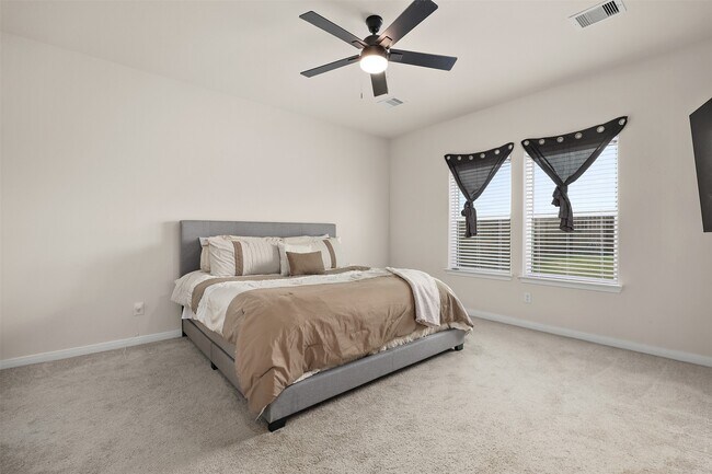 Building Photo - 14209 Freeboard Dr