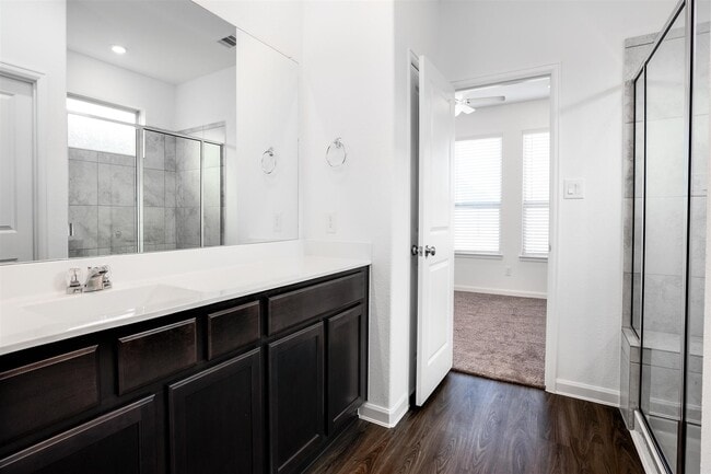 Building Photo - 2534 Blazing Star Dr