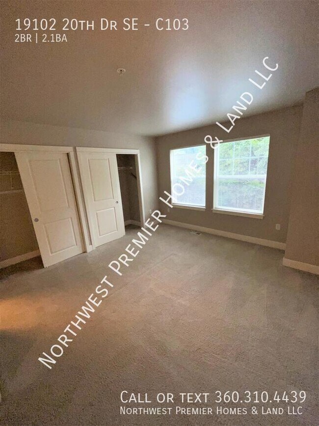 Building Photo - Silver Creek Crossing Condo