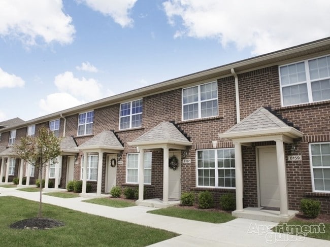 Primary Photo - St. James Crossings Townhomes