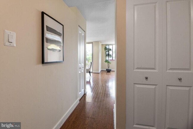 Building Photo - 1220 Blair Mill Rd