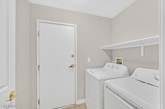 Building Photo - 1554 Ward Frontier Ln