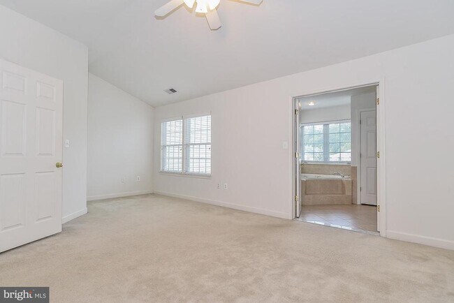 Building Photo - 4284 Park Green Ct