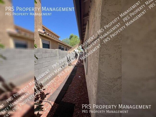 Building Photo - 4135 E Bellerive Dr