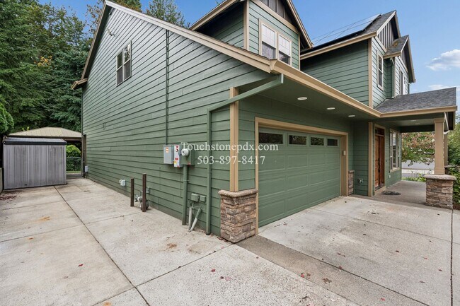 Building Photo - 37162 Coralburst St