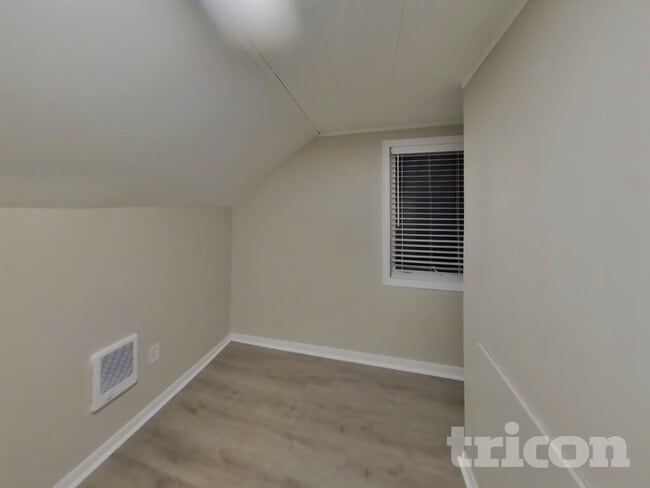 Building Photo - 3910 Scott Ave N