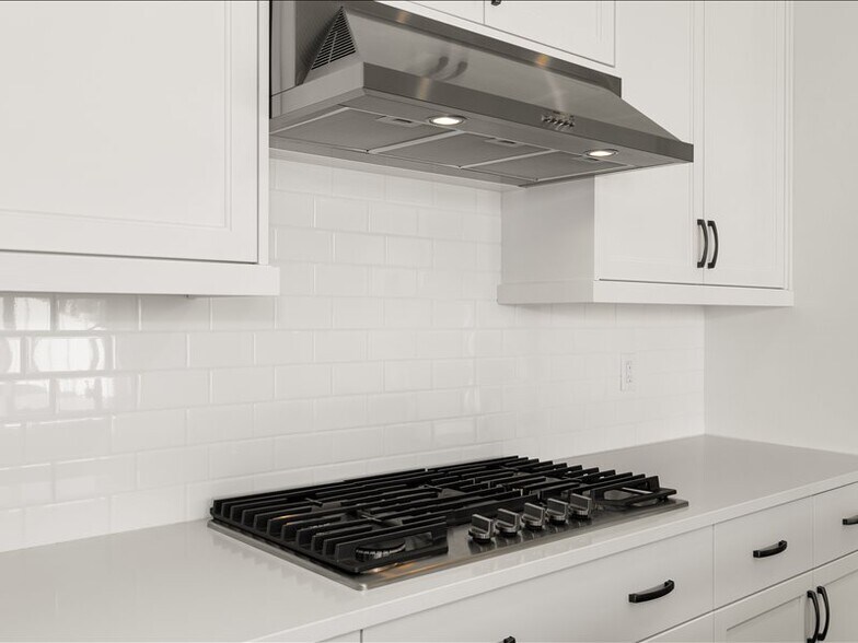 Building Photo - 1523 W Switchgrass Ct