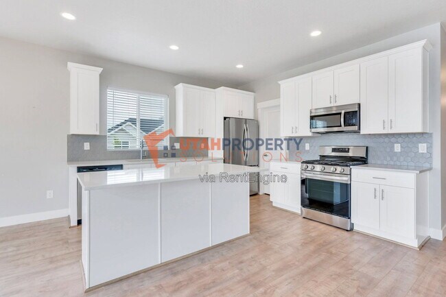 Building Photo - 7632 S Waverly Hls Ln