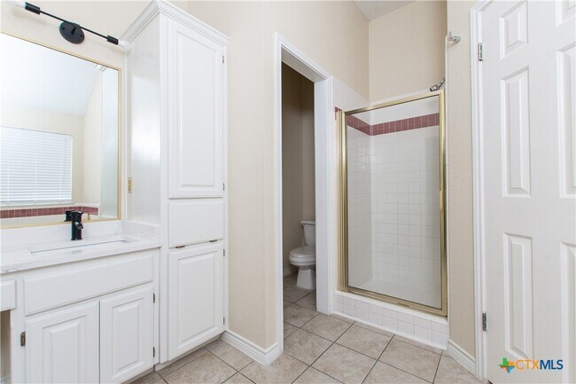 Building Photo - 4713 Stagecoach Trail